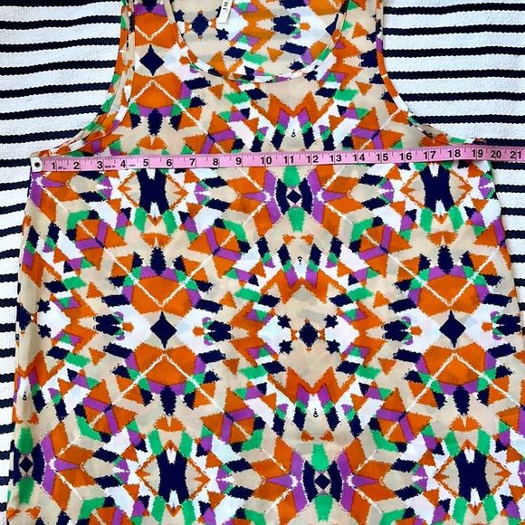 Miami Kaleidoscope Print Sleeveless Blouse Large - Picture 3 of 5